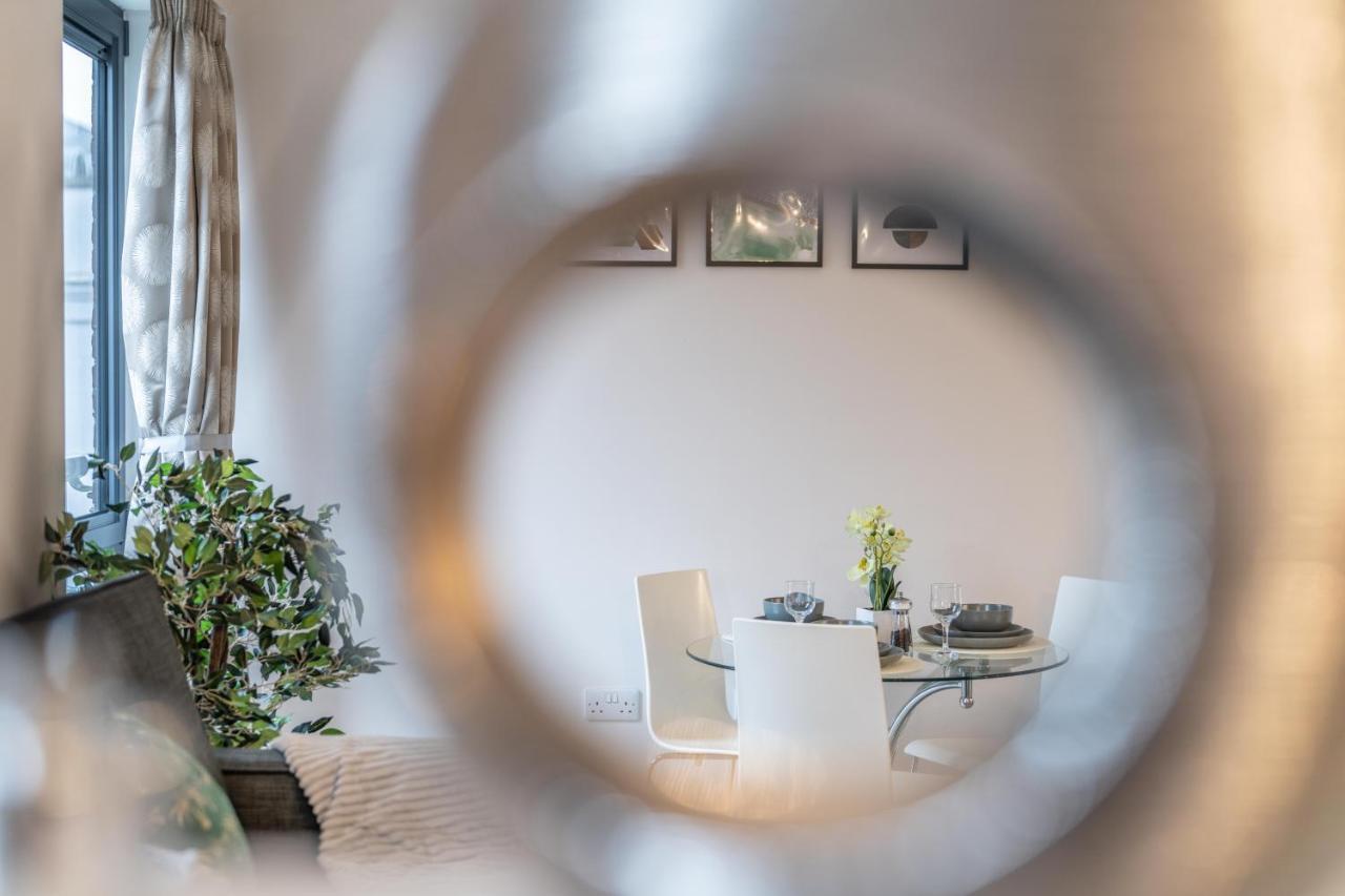 Windsor Luxury Studio Apartment ภายนอก รูปภาพ